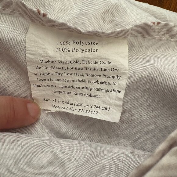 Set of polyester sheets, full size bed, white with beige and brown print - Picture 3 of 3